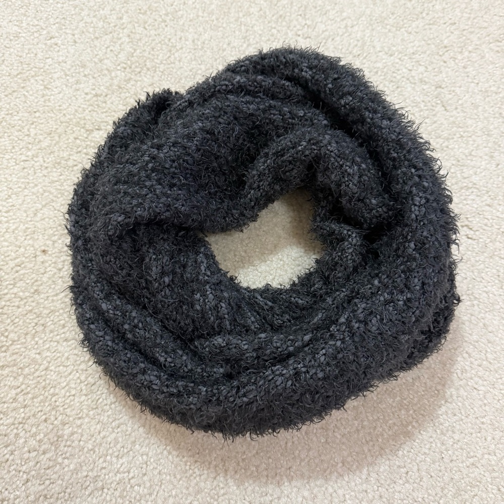 A&F Infinity Scarf